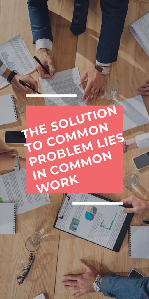 Teamwork Quote Colleagues Working on Report — Créer un visuel Teamwork Quote Colleagues Working on Report — Créer un visuel