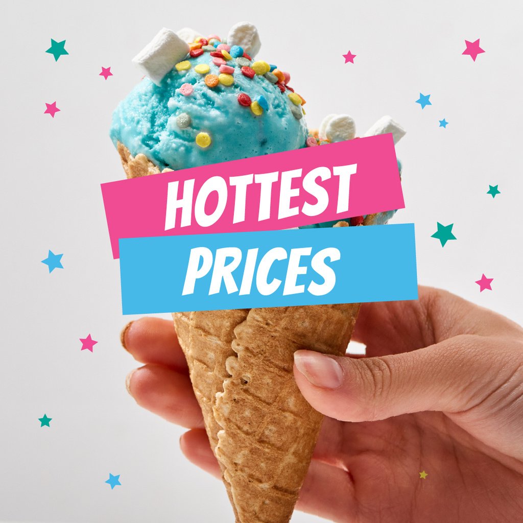 Sale Announcement Hand Holding Ice Cream — Modelo de projeto Sale Announcement Hand Holding Ice Cream — Modelo de projeto